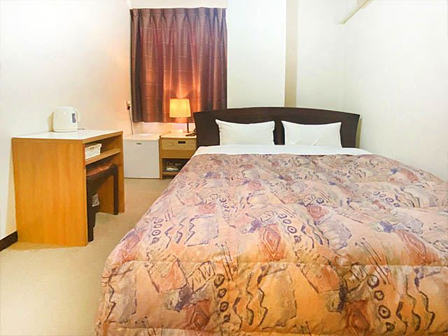 ホテルオークニのダブルルーム